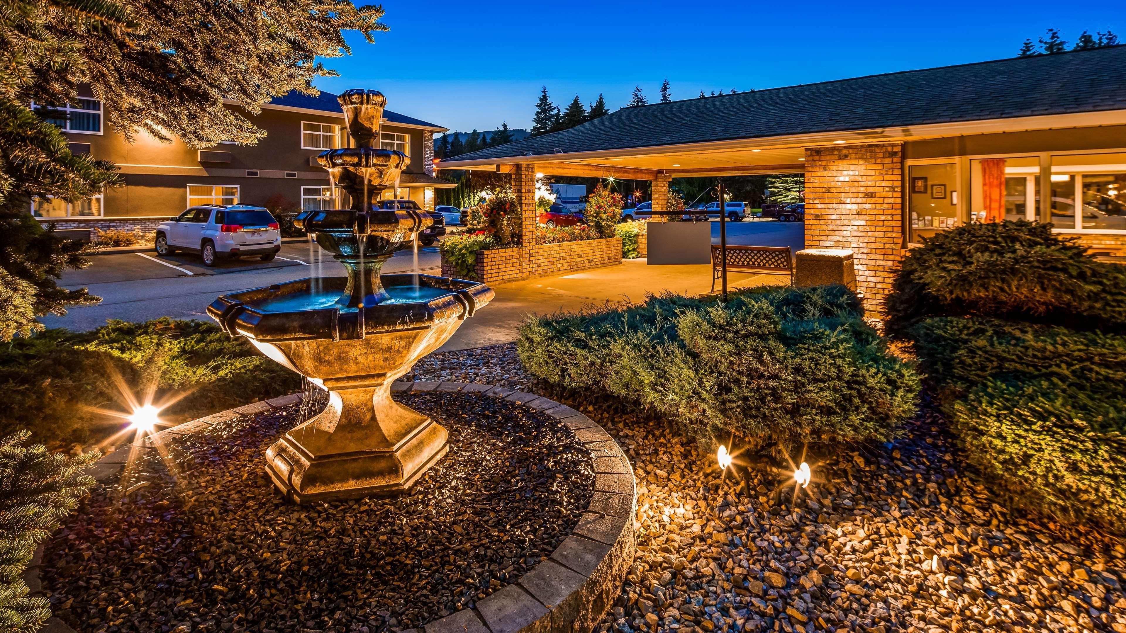Best Western Sicamous Inn Exteriér fotografie